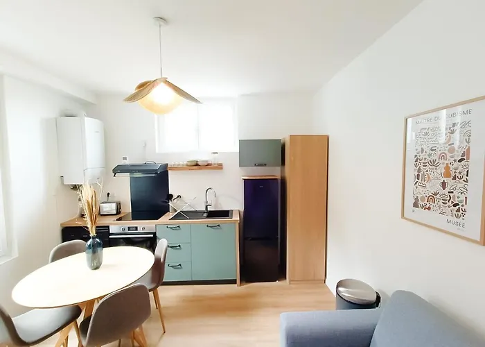 Appartement Cosy Perle - T3 - Quartier Des Halles & Parking Souterrain *